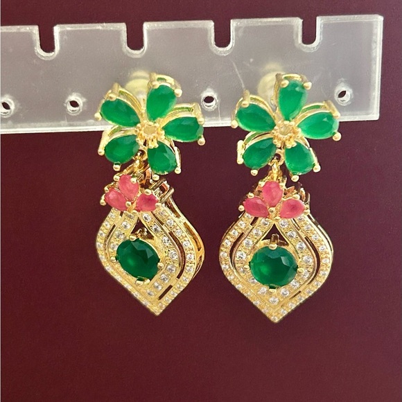 Gold, Green & Pink Statement Drop Earrings NEW! - Picture 3 of 4